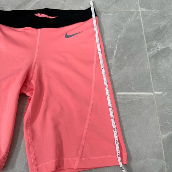 Women’s Nike Pro Dri-Fit 8” Compression Athletic Workout Shorts Medium - Picture 16 of 16